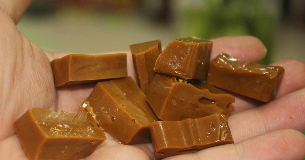 ava 1668679298949680455166 0 0 937 1500 crop 1668679355498651007816