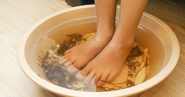 ngam chan moi ngay thoi quen giup phong ngua nhieu benh 692581ec53c3b