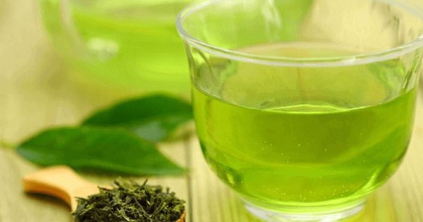 nhung ai nen han che uong tra