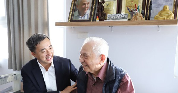 ttnd gs bs hoang bao chau nguoi tron doi dat nen mong chuan hoa va hien dai hoa dong y viet nam 6928333a620c8