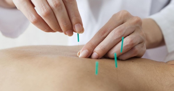 ung pho voi dau xuong khop mua lanh bang y hoc co truyen 693e97928499b